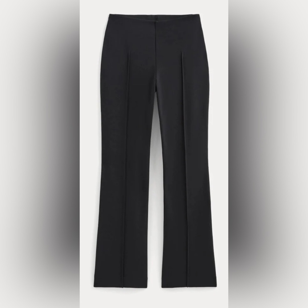 NWT Everlane The Dream Kick Flare Pant - Size M - Picture 3 of 3